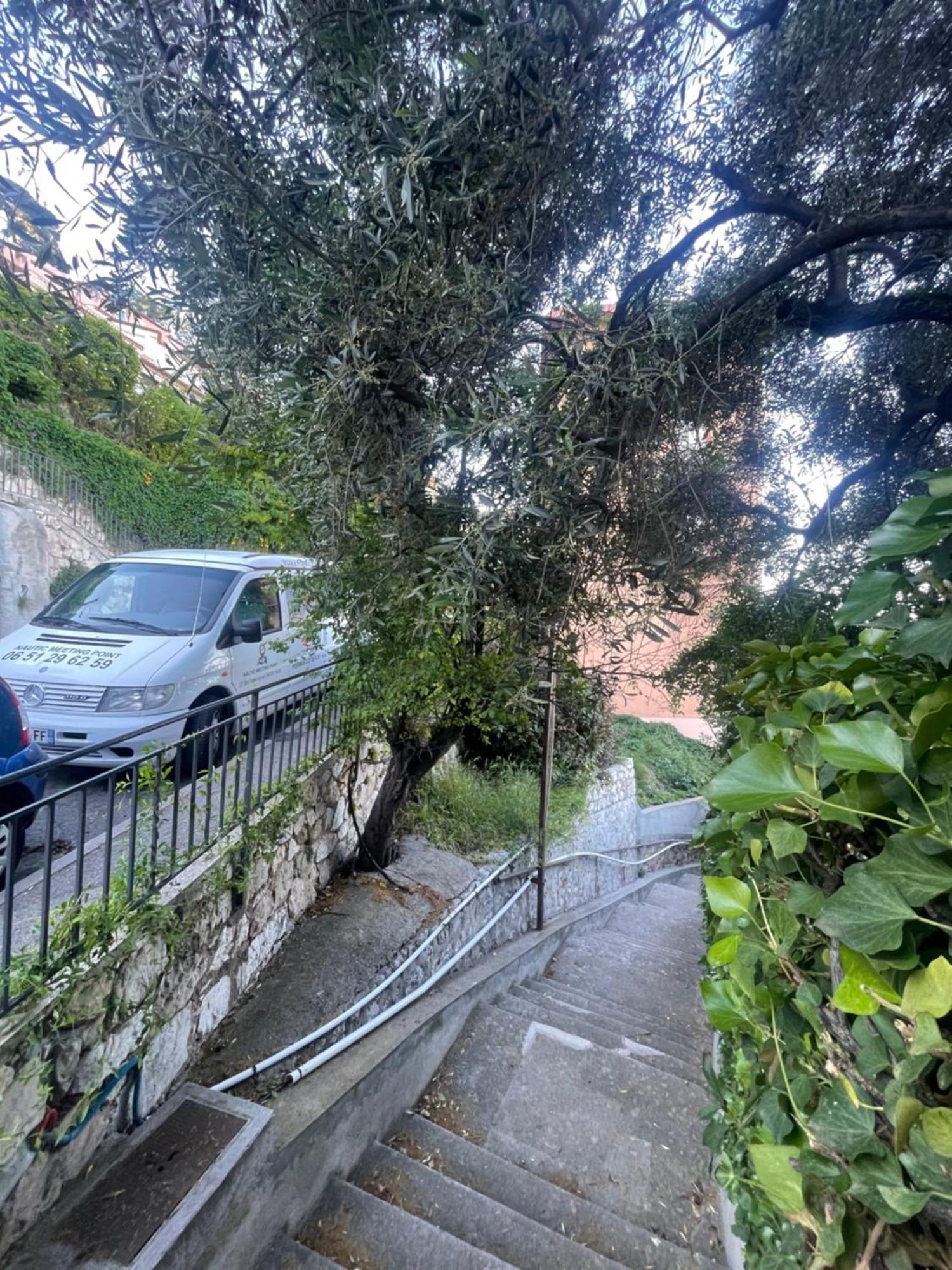 5 Mn Du Centre De Beaulieu. *